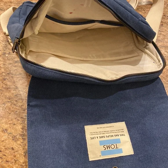 Backpack - Picture 2 of 3